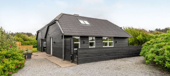 "Alfuin" - 500m from the Sea Hotels in Norlev Strand