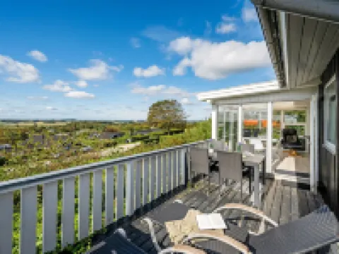 "Brenda" - 300m to the Fjord