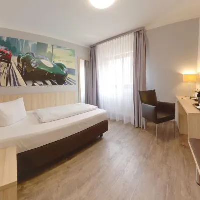 Attimo Hotel Stuttgart Hoteles cerca de Museo Mercedes-Benz