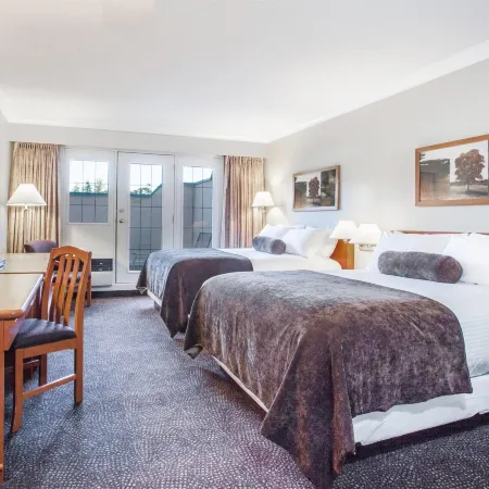 Super 8 by Wyndham Castlegar BC