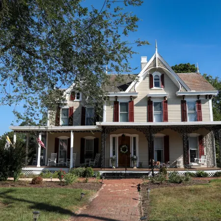 Cypress River Inn & Spa