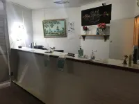 Outback Quarters Motel Hay and Restaurant