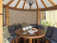 Quaint 18th Century Fishermans Cottage in Lymington