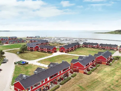 4 person holiday home on a holiday park in Lemvig