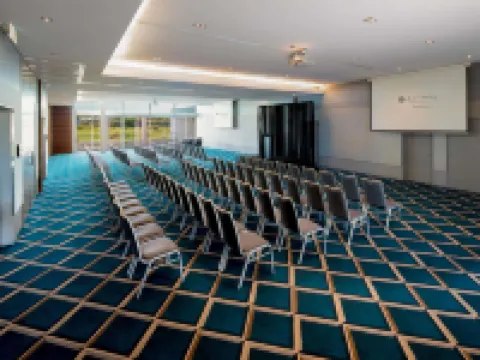 Pullman Magenta Shores Resort