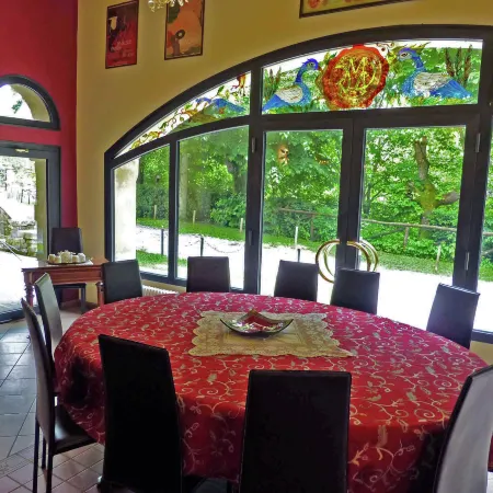 Villa in Pistoia with Pool and Mountain Views