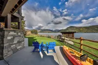 Spacious Mountain Modern Lux Lakefront Home. Private dock, Hot Tub, Bunk Room!