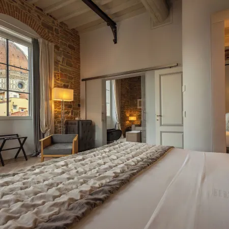 Donati Luxury Tower Suites