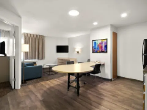 MainStay Suites Cincinnati Blue Ash Hotels in Blue Ash