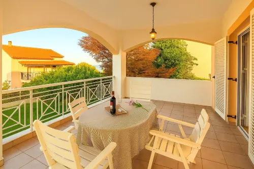 Casa Nebari Seaside Retreats - Fully Equipped, Ideal Spot - Wifi