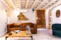 Beautiful apartment with balcony in city center. Plaza España II 加的斯住宿飯店