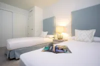 Exclusive apartment in estepona center. Infinity - 2 stjerner