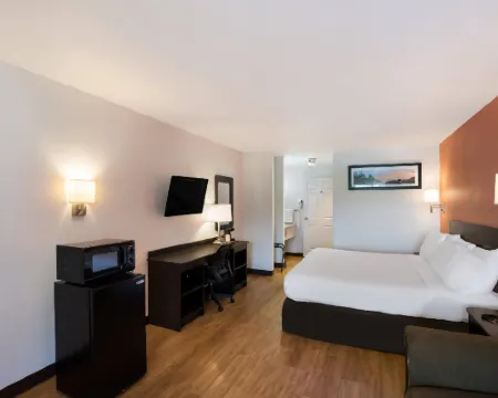 Quality Inn & Suites Junction Hotels in Junction