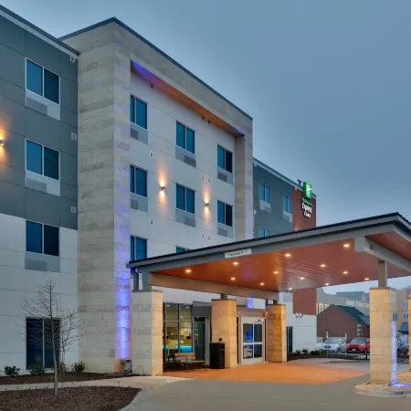 Holiday Inn Express & Suites PLANO EAST - RICHARDSON by IHG