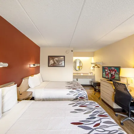 Red Roof Inn Toledo - University