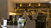 Cbh Hatherley Manor Hotel - bar