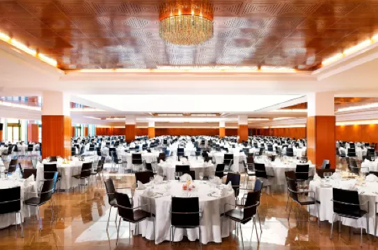 Le Méridien Oran Hotel & Convention Centre