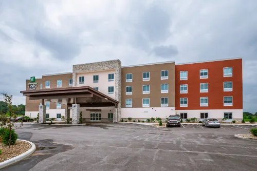 Holiday Inn Express & Suites SOUTH BEND - CASINO by IHG