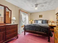 Lakefront Retreat | Sleeps 10 | Private Beach Hotels in Standish