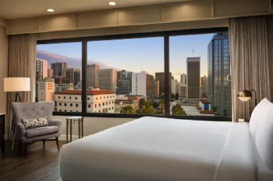 ذا ديكسترو ليتل إيتل، بي دبليو بريميير كوليكشن فنادق في 