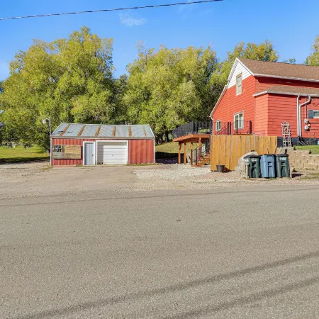 Lead Hideaway w/ Fireplace, Grill & New Deck!