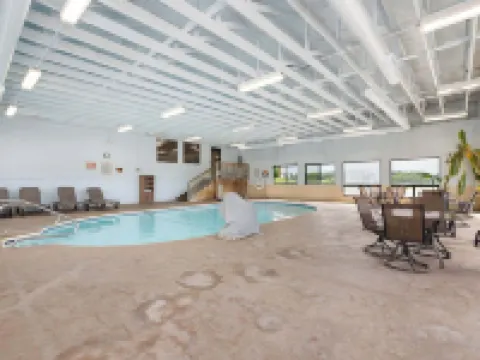 Lakefront Oasis Amazing Views! Hotels in Stone County
