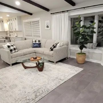 Stunning and Completely Remodeled Ranch Home! Walk to Downtown & Marina!