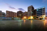 Hotel Puerto de la Luz - فطور
