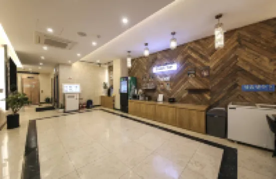 Wanju Grand Hotel
