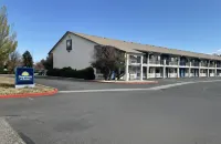 Days Inn & Suites by Wyndham Flagstaff Near University