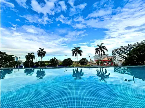 Stay Beside Mall of Asia Walk & Explore