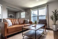 Stylish 1BR Urban Retreat