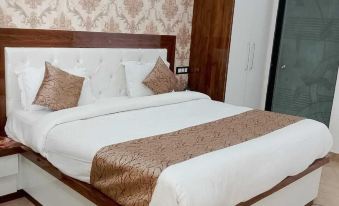 Dream House Club And Resort