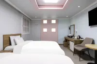 Goodstay 3D Cinema Motel