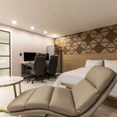 Carlton Hotel Bupyeong