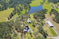 Spacious Alabama Retreat - Deck, Grill and Fire Pit! - Pet friendly