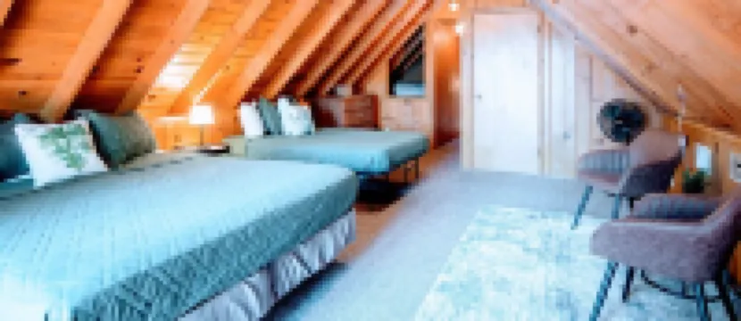 Many Beds! EV Charger! Pets OK! Minutes to Trail of 100 Giants, Sequoias, Rivers