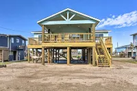 Surfside Beach Vacation Rental w/ Ocean Views - WiFi