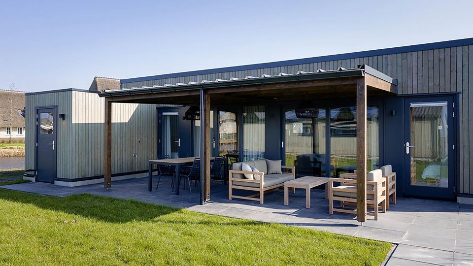 Docklodge at Frisian Lakes with Private Mooring