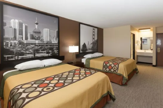 Coratel Inn and Suites by Jasper Wichita North Hotels in Park City