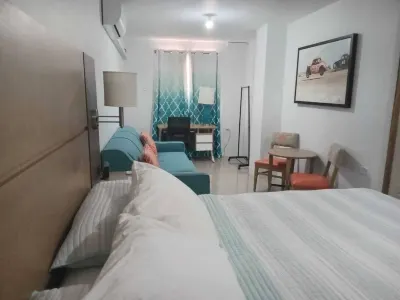 拉克斯利酒店及套房 酒店