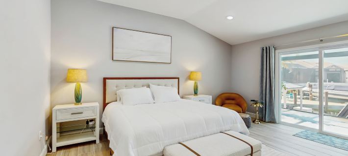 Swim Spa + Dock! Boater's Retreat on Marco Island Hotels in Collier County
