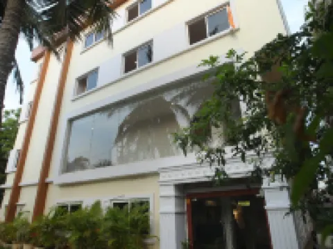 De Crown Luxury Hotel Hotels in Kakinada