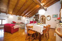 Residenza Rocca del Lago 3 - Happy Rentals
