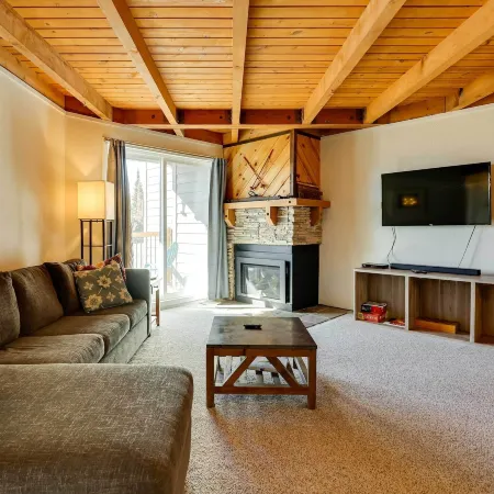 Mtn-View Condo w/ Community Perks in Silverthorne