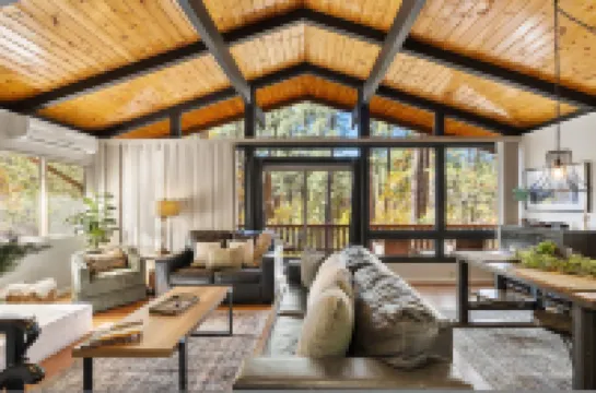 Ponderosa Hideaway 4-br Cabin Mtn View Trails Brbq