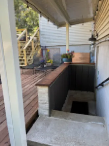 Bloomington Indiana Rental- 2BR/1BA Apartment on ground floor of duplex