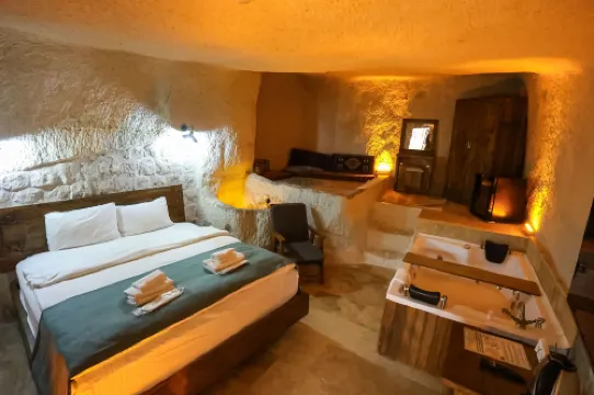 Kayaharman Cave Suites