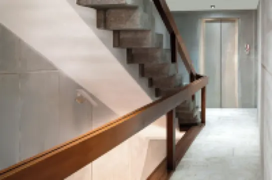 Miranthia Hotel Business and Family