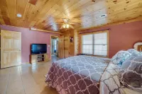 Romantic Afton Escape w/ Fire Pit & Scenic Views